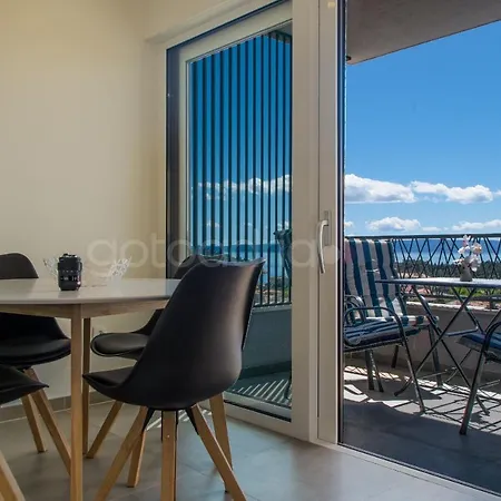 Sea View Leana ماكارسكا