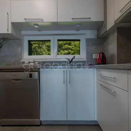 Sea View Leana شقة ماكارسكا