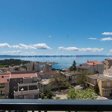 Sea View Leana ماكارسكا